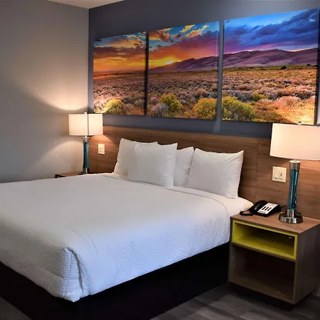Days Inn & Suites By Wyndham Downtown/University Of Houston